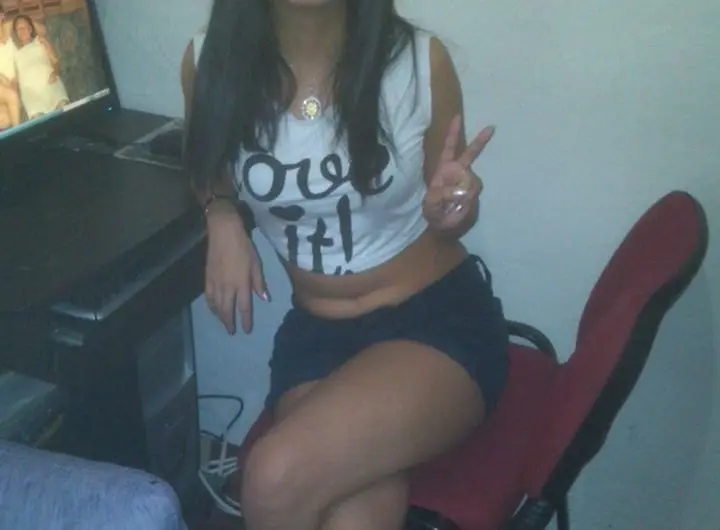 PACK DE ESTA ADOLECENTE LLAMADA KARLA PEÑA COLEGIALA