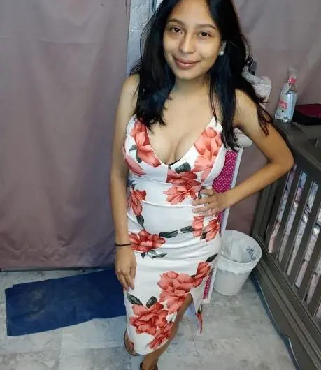 Packs de Esta Colegiala xxx Desnudandose por Mega 2022