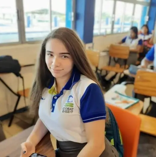 Packs de esta Adolecente Colegiala xxx Real Con su Facebook
