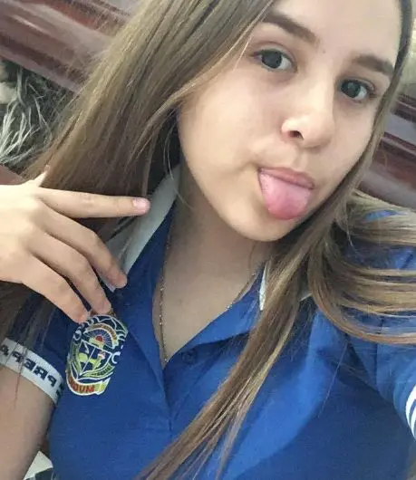 Pack de Colegiala Rubita Colombiana por Mega 2022