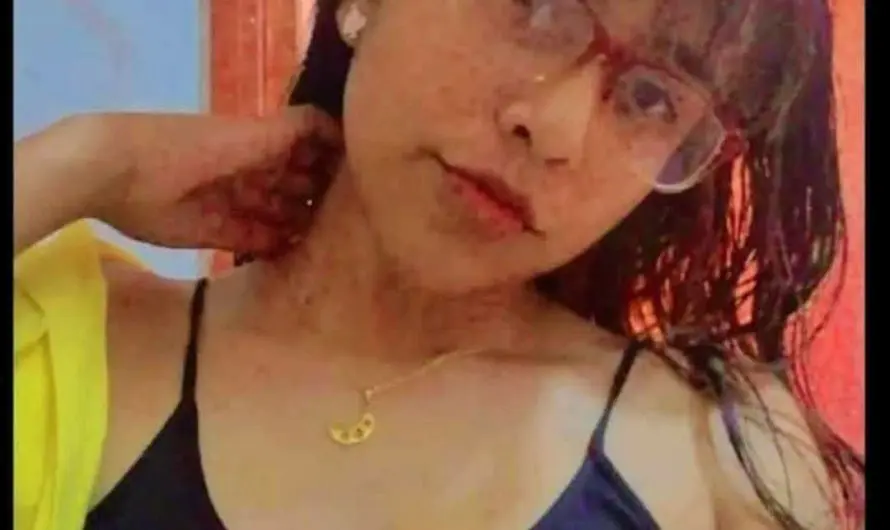 Joven se desnuda para su novio y la publico en las redes sociales